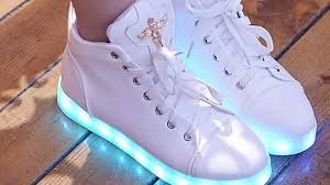 نتيجة بحث الصور عن صور احذية مضيئة