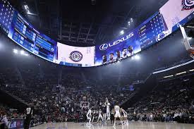 Feds, NBA question Daktronics about relationship with Kawhi Leonard