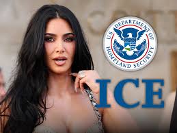 Kim Kardashian: Kritik an Trumps Einwanderungspolitik und Ehrung in Venedig - Imagen principal del artículo
