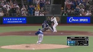 Roberts becomes fastest MLB manager to 1,000 career wins