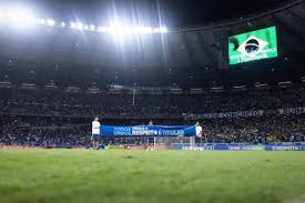 Cruzeiro x Flamengo: duelo marcará retorno de narrador da Globo às transmissões