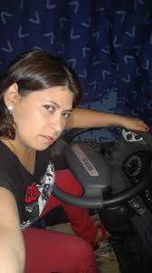 Natalia Mansilla, de Añatuya, Santiago del Estero tiene 32 años y dialogó con Transporte &amp; Logística. Dijo que no tiene camión propio, lo que le permitió ... - resize_1397516992