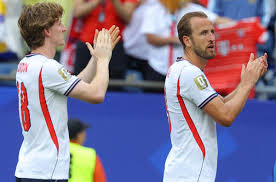 Anthony Gordon compares Harry Kane to Lionel Messi amid Barcelona transfer talk