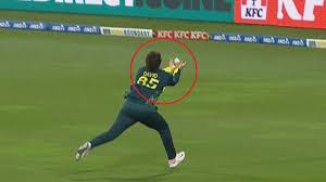 टिम डेविड का शानदार कैच: न्यूजीलैंड के खिलाफ पलटा खेल! - Imagen principal del artículo