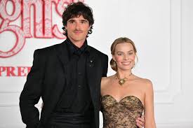 Margot Robbie and Jacob Elordi Bring Gothic Glamour to Wuthering Heights Premiere