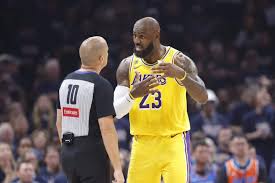 A better whistle won’t solve Lakers’ real problems against Thunder