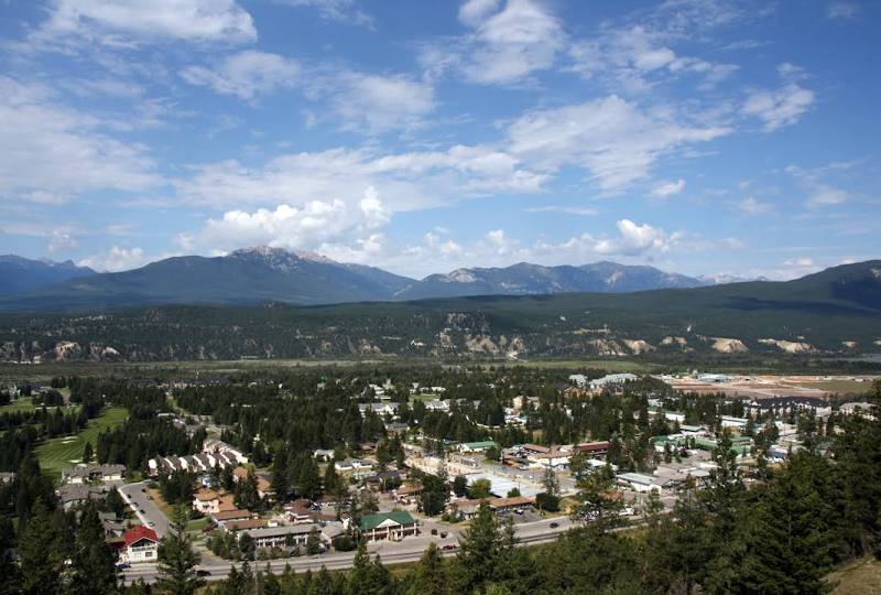 Radium Hot Springs