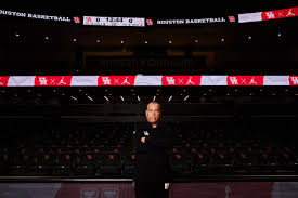 Houston Head Coach Kelvin Sampson Details His Coaching Philosophy for the Cougars