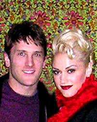 Mayor David Bentkowski and Gwen Stefani of No Doubt » Mayor David Bentkowski ... - singer-gwen-stefani