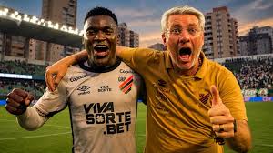 O plano de Odair sem Viveros pode mudar o Athletico-PR