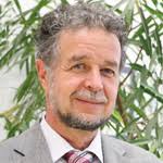 Dr. Rolf Ulrich Kaps Professor der Fakultät Betriebswirtschaft und Recht an ...