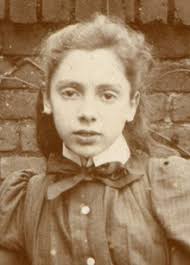 [ABOVE] Jessey (Jessie) Edith Fry (born 1882, Kingston-on-Thames, Surrey), Edith and Samuel Herbert Fry&#39;s eldest child. Jessey Fry, also known as Jessie, ... - FrySamHerbJesseyEdith