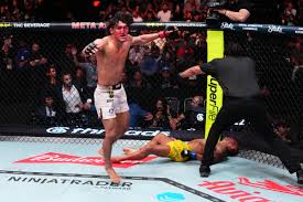 UFC Vegas 121 video: Raul Rosas Jr. wins main event after Raoni Barcelos goes unconscious in scary fifth-round moment