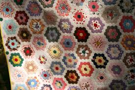Résultat de recherche d'images pour "grandmothers flower garden quilt"
