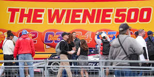 How to watch the 2026 Wienie 500 live: TV channel, streaming info and start time