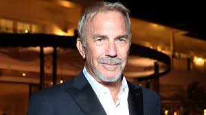 Kevin Costner Dey Bring Christmas Story Come Life!