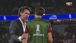 Escándalo arbitral: Conmebol revierte expulsión de Plata en Flamengo-Estudiantes - Imagen principal del artículo