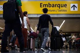 Suspensão de até 1 ano e multa para passageiros de avião começam na segunda (14); confira regras