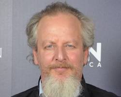 Marv Merchants (Daniel Stern) in Home Alone (1990) resmi