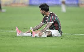 Os números que explicam a má fase de Lucho Acosta no Fluminense