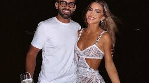 Camila Coelho e Ícaro Brenner anunciam separação após 21 anos de casamento