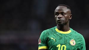 Sadio Mané instado a revertir su decisión de retiro en vísperas de la final de la Copa Africana de Naciones, ya que el ex estrella del Liverpool de Senegal 'representa a África y al mundo'