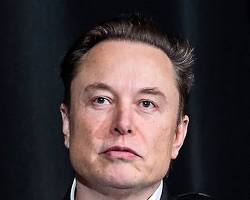 Elon Musk resmi