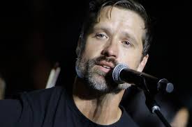 97.3 The Eagle - News update