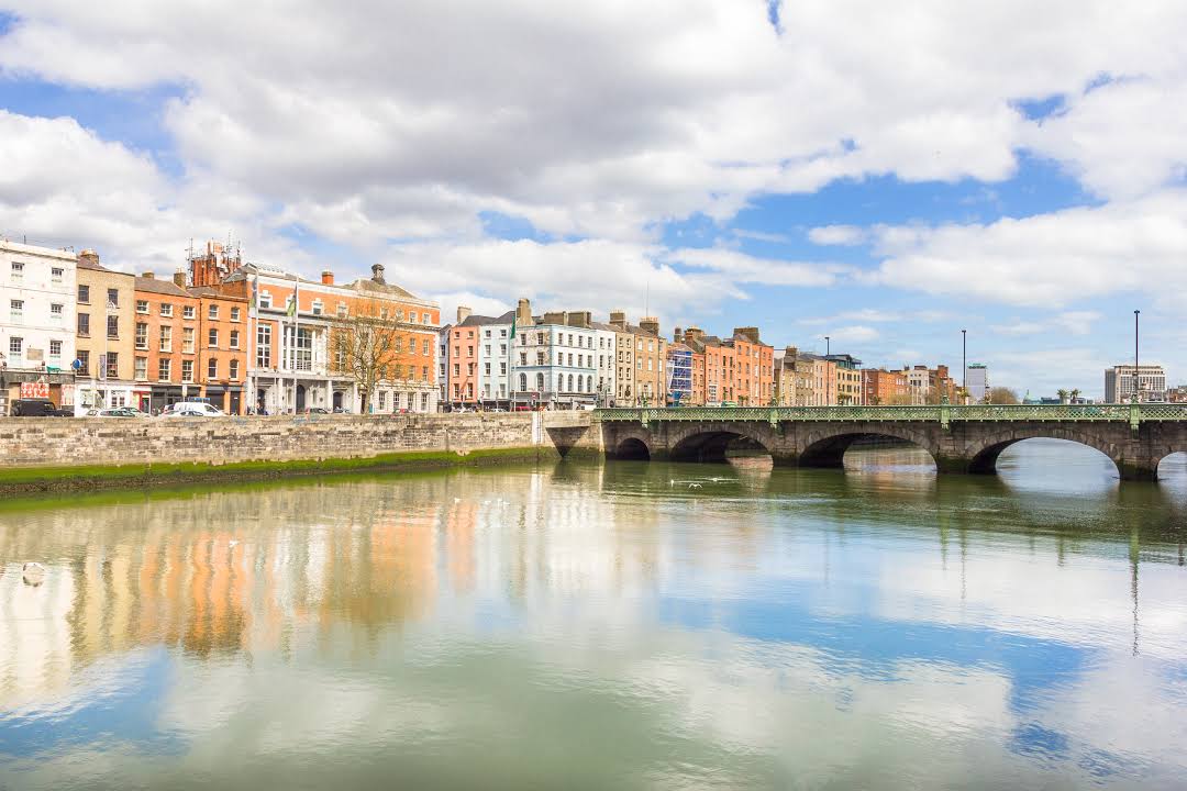 Памятники в дублине. Дублин дата основания. Дублин улицы города. Dublin 24. Ирландия дублин фото.