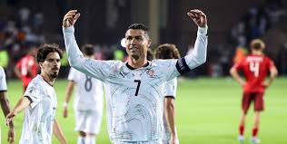 ¡Cristiano Ronaldo Imparable! Doblete Histórico y Récord en Eliminatorias - Imagen principal del artículo