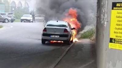 Tekirdağ'da seyir halindeki otomobilde yangın