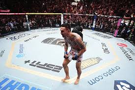 Max Holloway's Coaches Disapprove of His Trademark Late-Fight Style