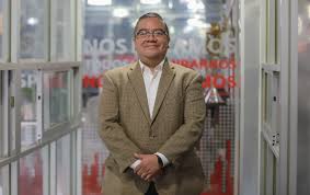 Ministro Irving Betanzo explica por qué votó en contra de los seguros de gastos médicos mayores