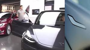 Tesla and others begin record vehicle recall in China