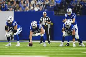 Ravens to sign former Colts center Danny Pinter