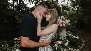 Taylor Swift and Travis Kelce Are Engaged – Even Trump Chimes In