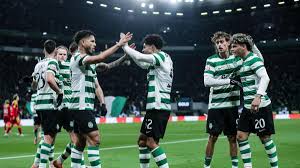 O onze do Sporting frente ao Famalicão para responder à vitória do F. C. Porto