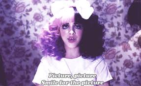 Vaizdo rezultatas pagal užklausą „dollhouse song“