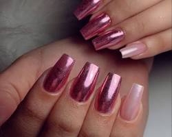 Hình ảnh về Mirror pink nails