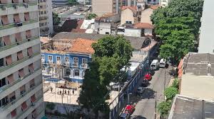 Defesa Civil interdita Casa dos Poveiros após desabamento de telhado no Rio Comprido