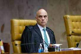 Moraes nega autorização para Milei visitar Bolsonaro
