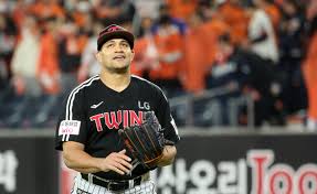 LG Twins sign pitcher Yacksel Rios, release struggling starter Yonny Chirinos