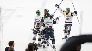 Eishockey: Eisbären Berlin wieder Meister! Adler Mannheim ohne Chance