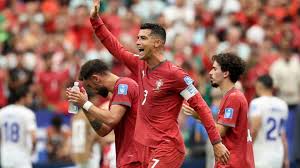 Why does Cristiano Ronaldo usually wear long sleeves while playing?
