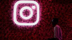 Instagram Down for Thousands of Users Tuesday, Downdetector Shows
