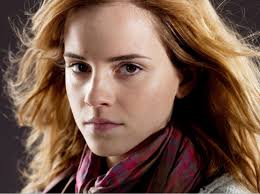 Hermione Granger&#39;s scarf - DH1_Hermione_Granger_headshot_01