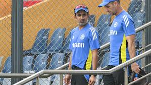 Ten Doeschate seeks India exit; Gambhir yet to sign off