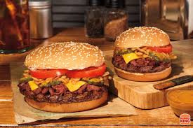 Burger King revoluciona su menú en Colombia: ¡Nuevas bebidas y Whopper personalizado!
