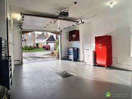 Résultat de recherche d'images pour "le garage de maison"