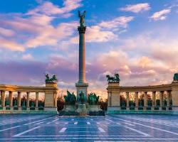 صورة Heroes' Square in Budapest